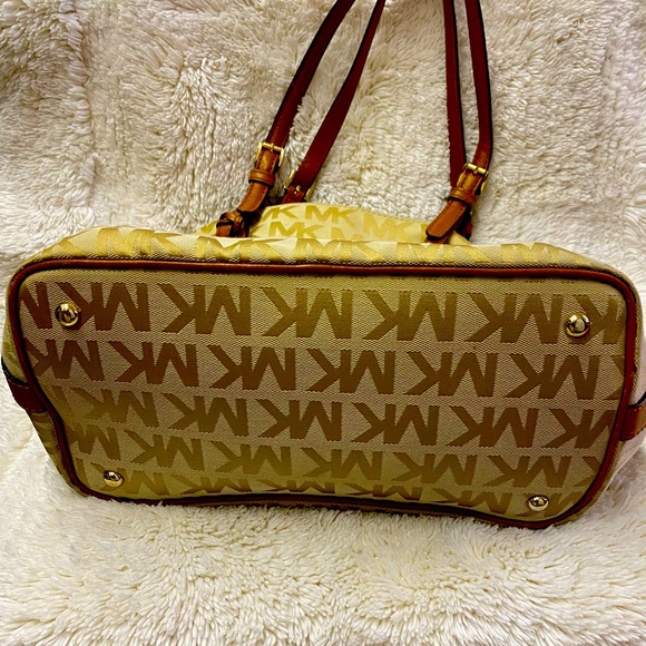 Mk bag 💼 - Picture 2 of 3